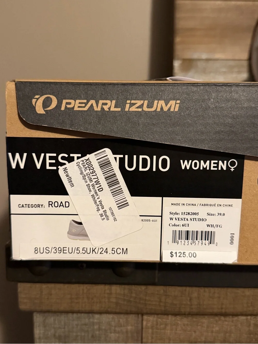 Pearl Izumi Studio Vesta Women's Shoes Size 8 NEW